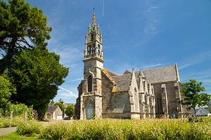 Classic Breton churches - biggest than most villages!