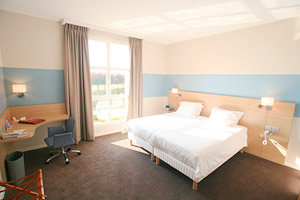 Dolce Chantilly Hotel