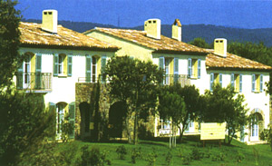 The Suites at St. Endr&eacute;ol