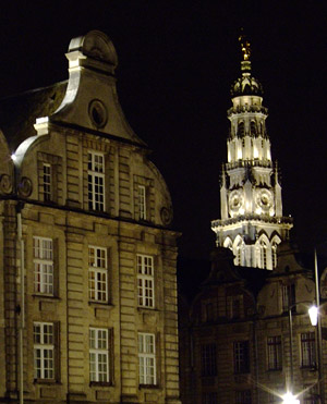 Arras by night