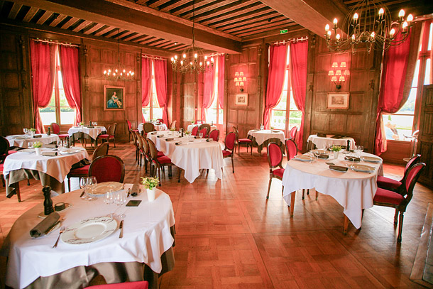 Chateau Augerville restaurant
