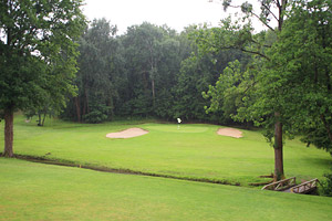 Nantes Vigneux Golf Club - twists and turns through the forest