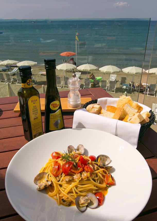 Tuscan seaside lunch