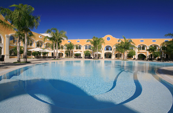 Acaya - Hilton Doubletree hotel