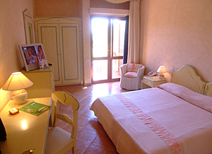 Is Molas golf hotel