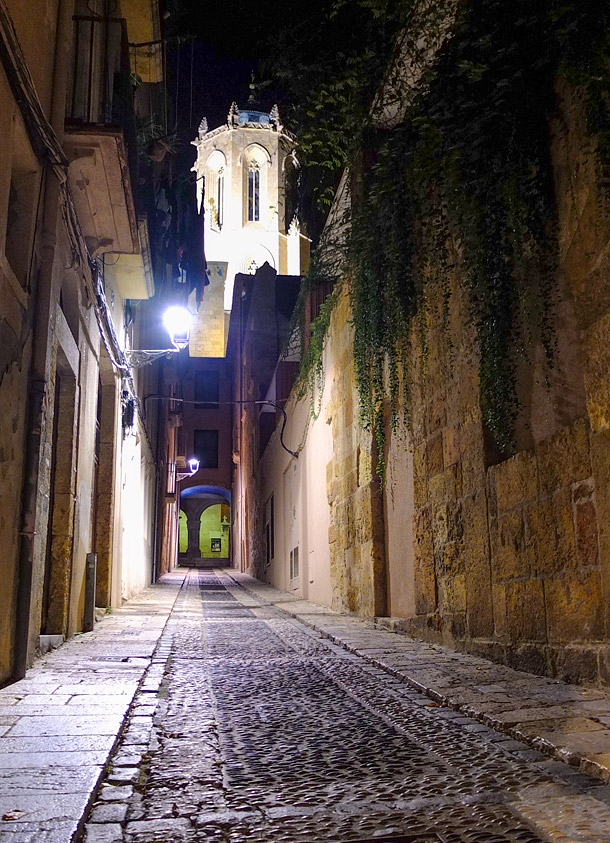 Tarragona by night