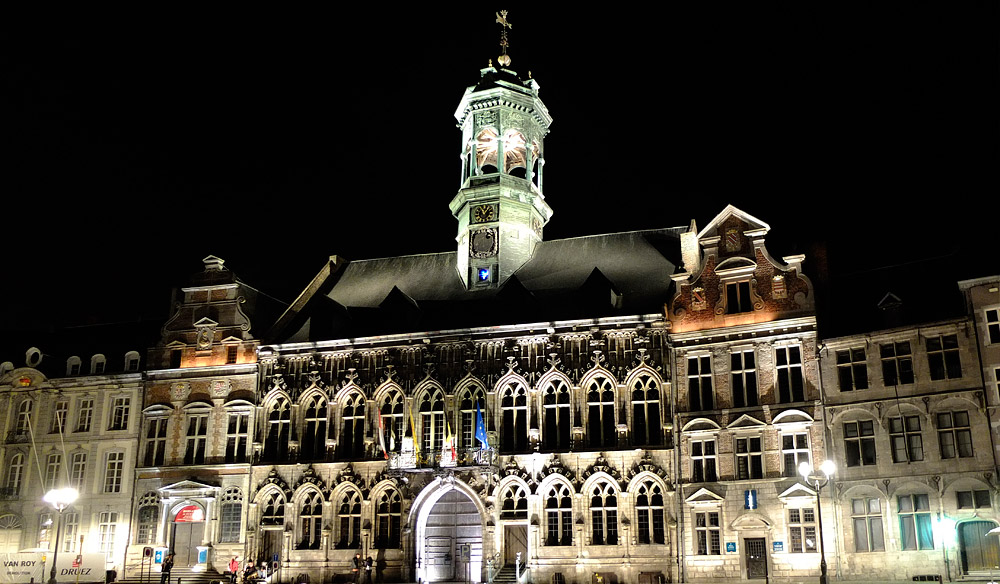 Mons - La Grand Place