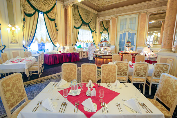 Pupp Hotel restaurant
