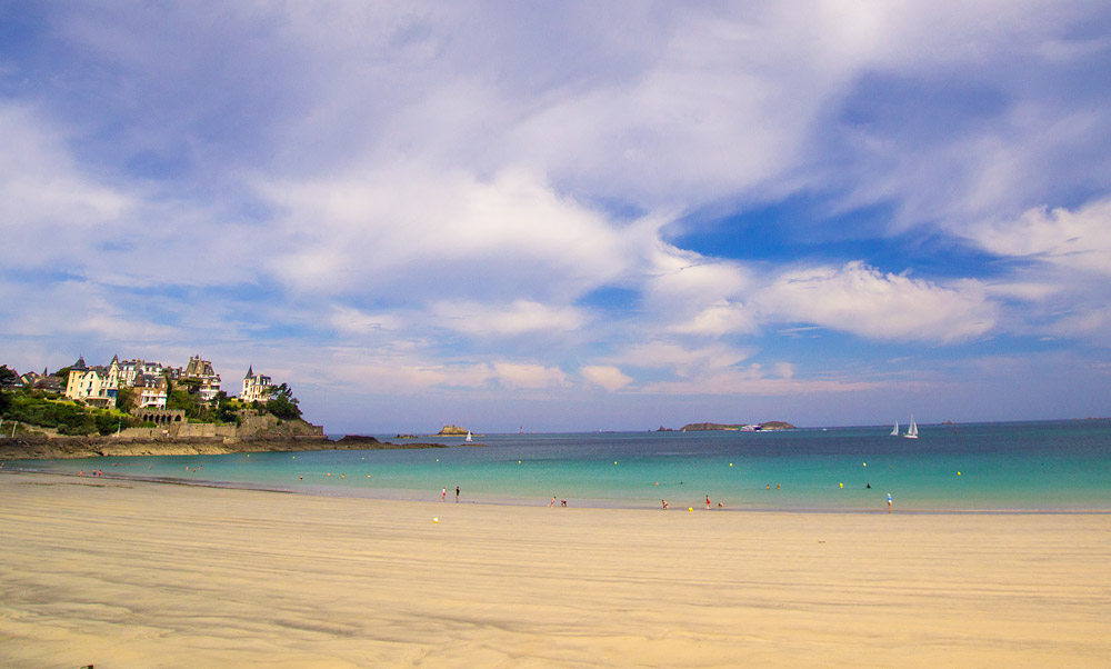 Dinard beach & town