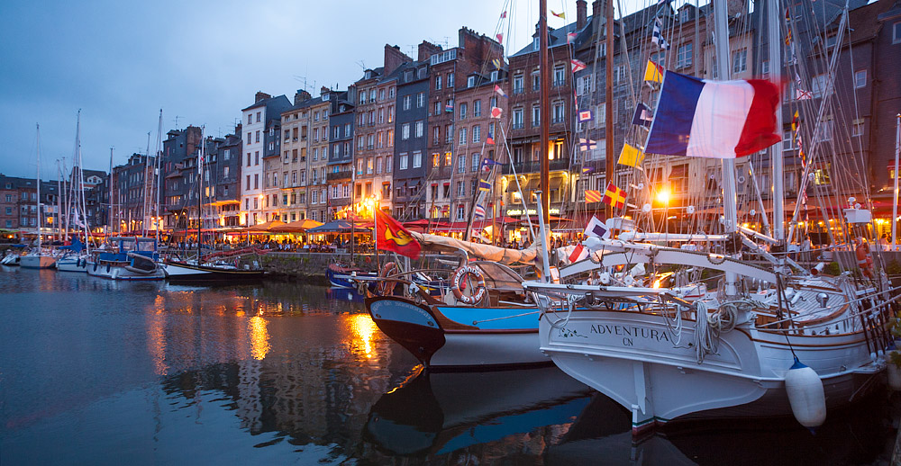 Honfleur quay evening