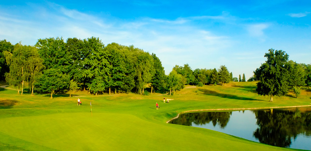 Feucherolles golf course