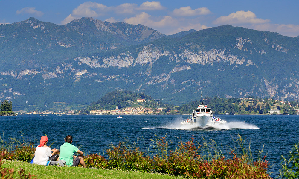 Ferry - Lake Como